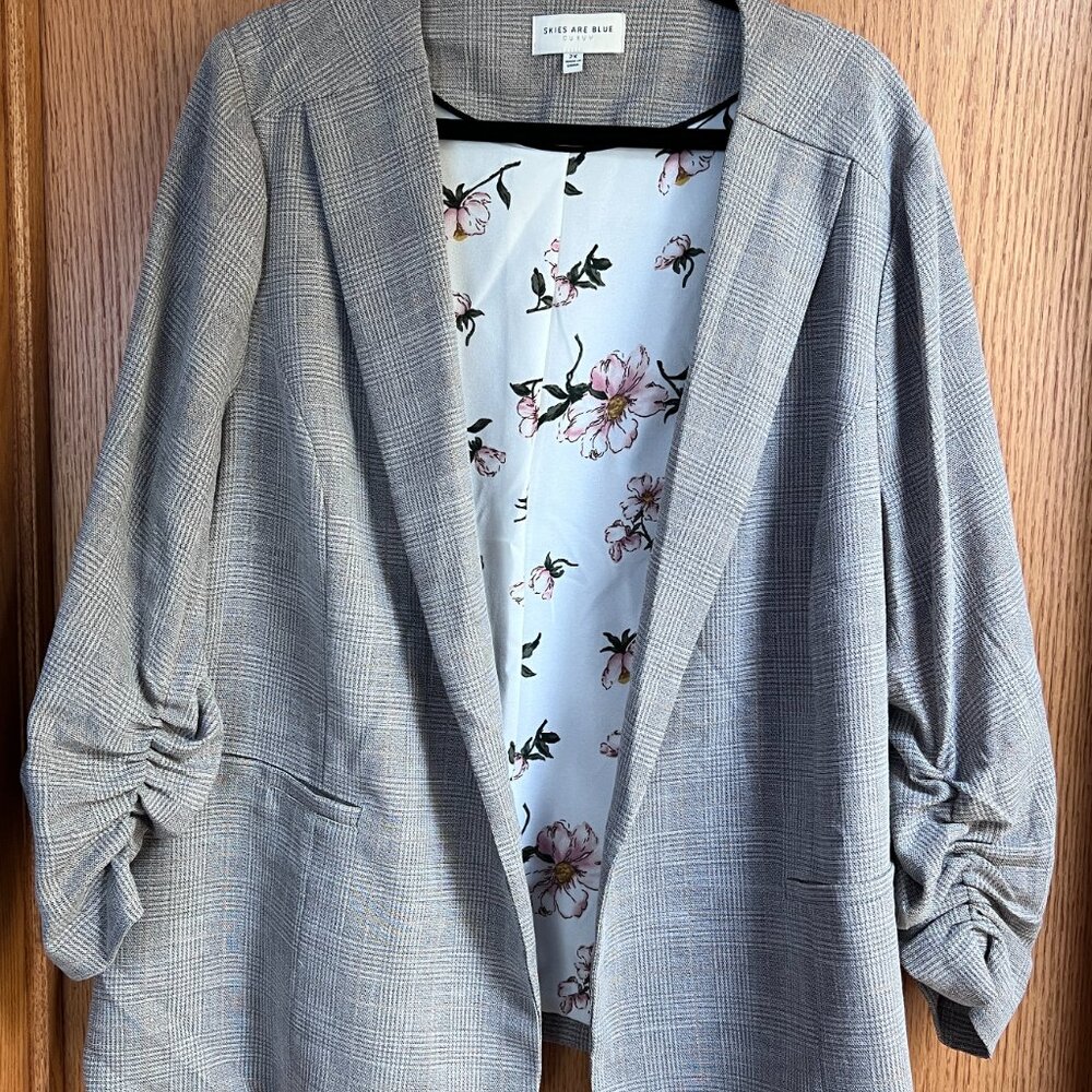 Skies Are Blue Gray Plaid Blazer